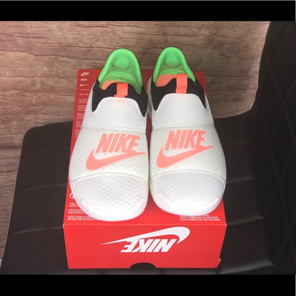 Nike benassi slp shoes size 10 men’s - Picture 4 of 6